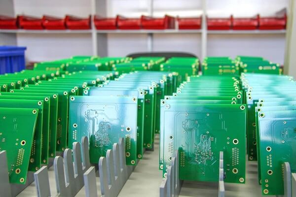 What is Immersion Gold Plating in PCB Manufacturing Process?