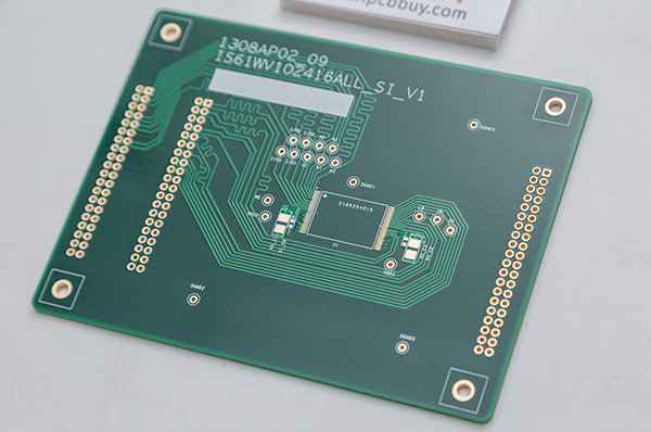 What Are the Types of Substrates in the PCB?