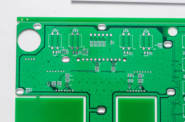 How to Reduce Electromagnetic Interference in PCB?